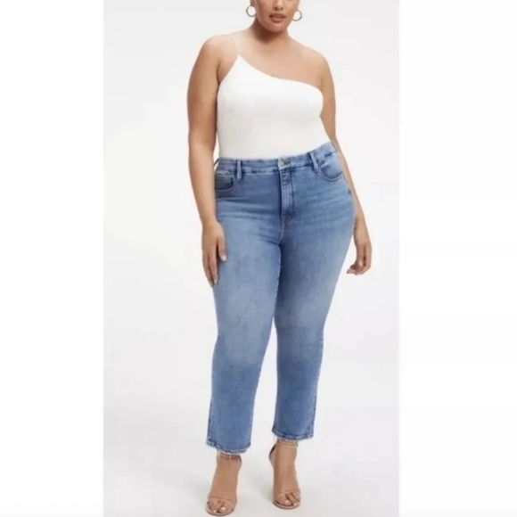 Good American Denim - Good American Good Leg high rise indigo205 distressed pockets straight jeans